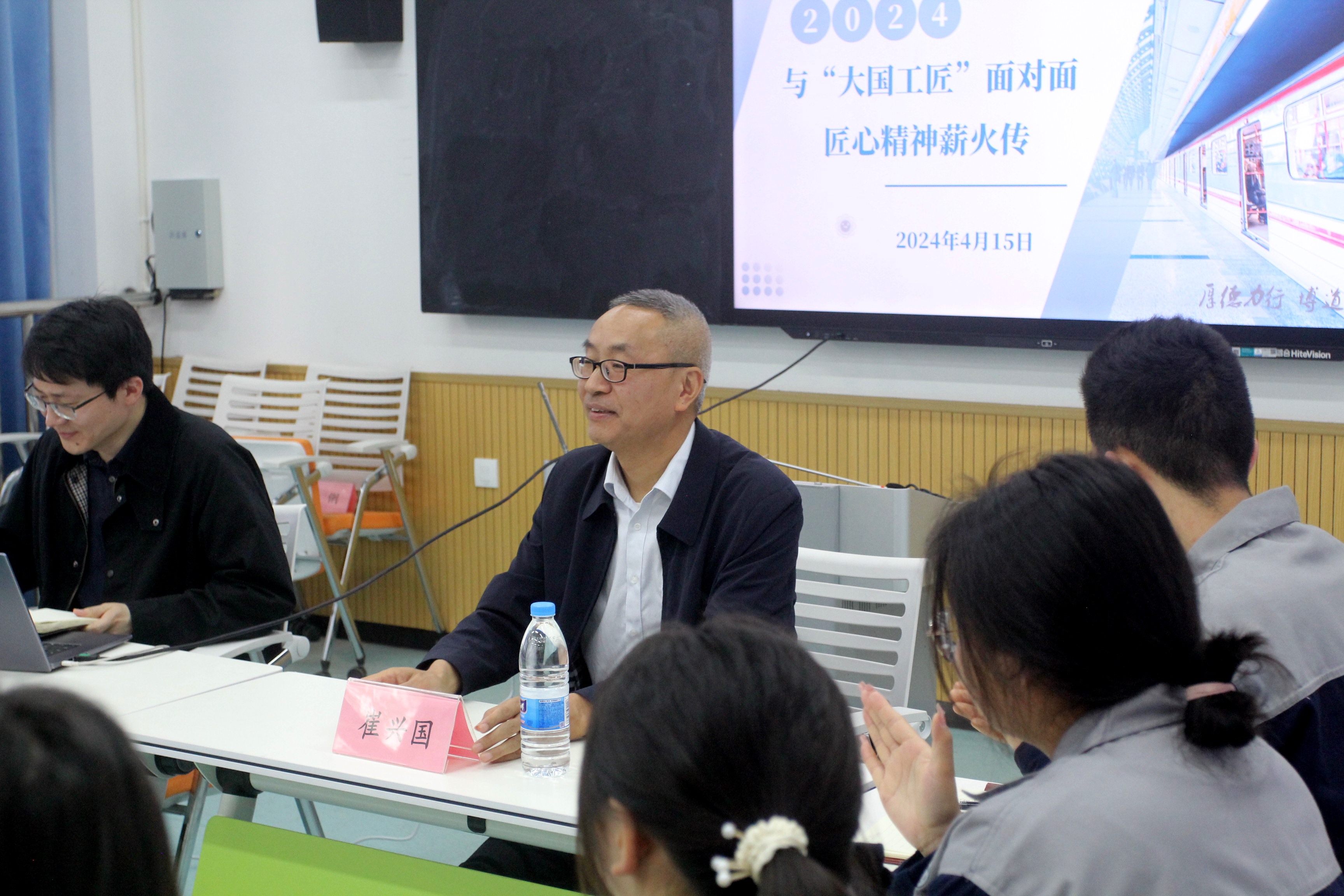 图片2.jpg 图片2.jpg